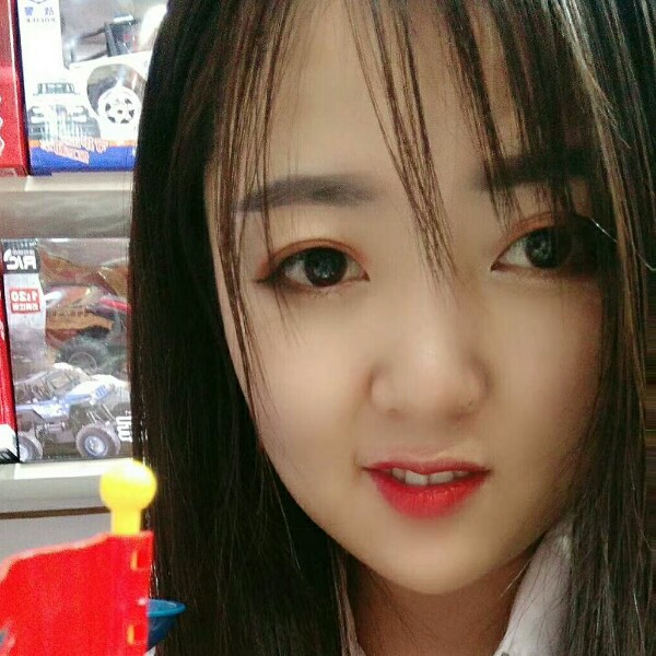 余溫冷艳艳的照片