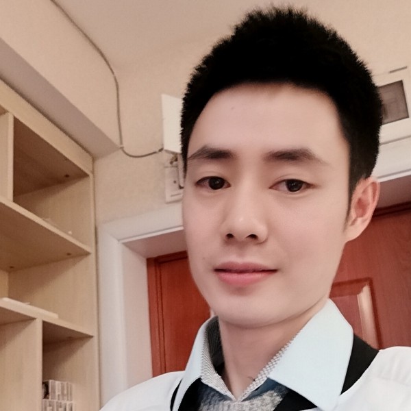 佛系辉辉的照片