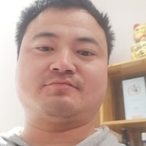 熊三磊的照片
