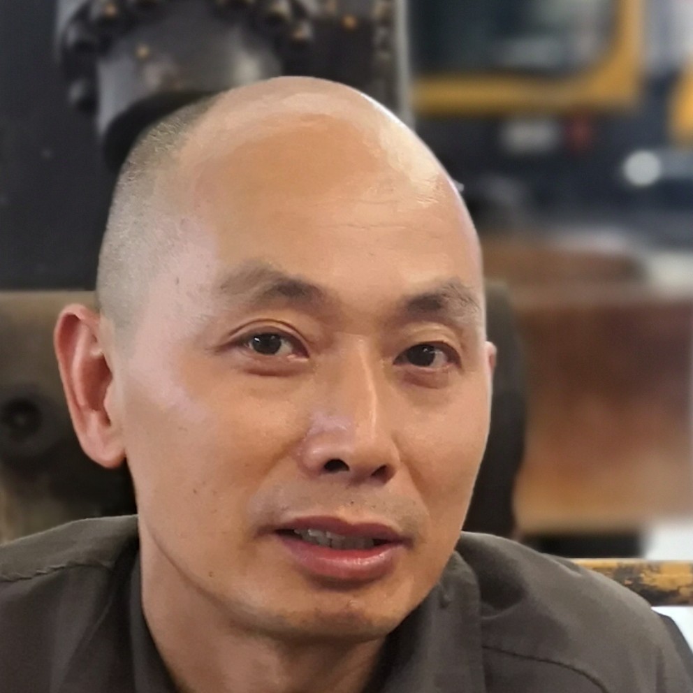 响个初的照片
