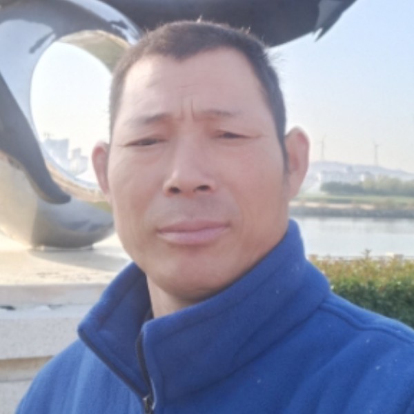 还单身相许水杯的照片