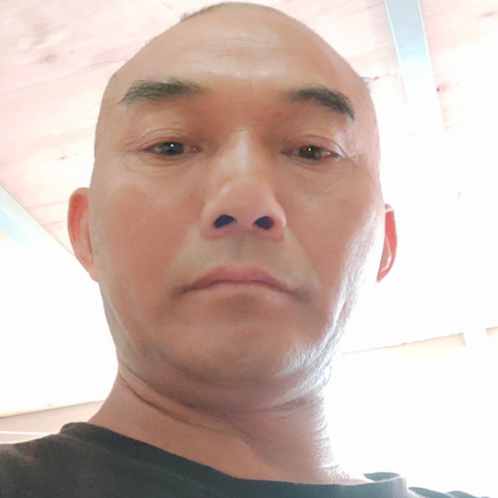 水池扯平常的照片