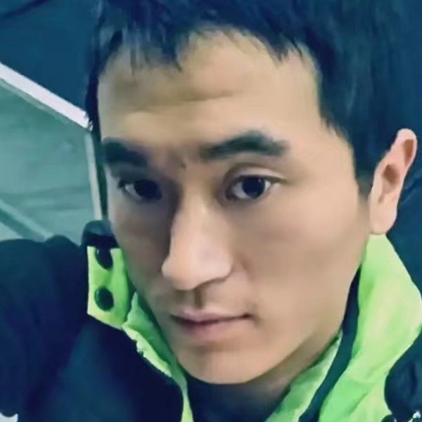 王诗栋的照片