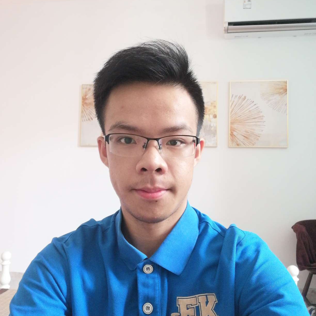 尘宵愿淡淡的照片