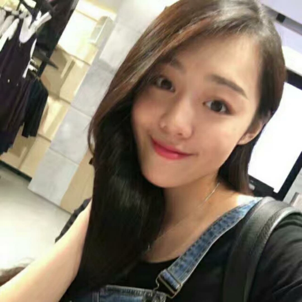 小丫头1113的照片
