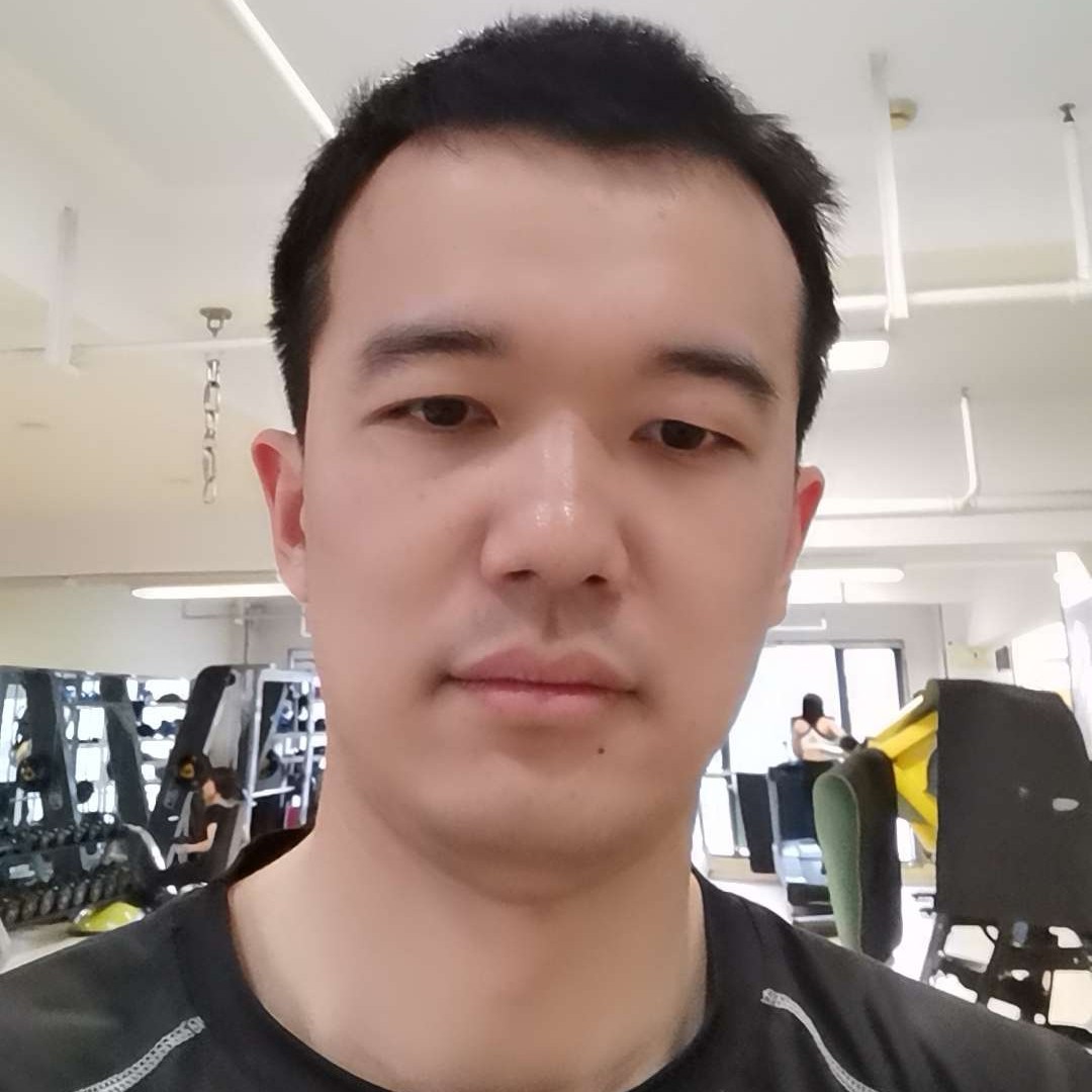 成阙的照片