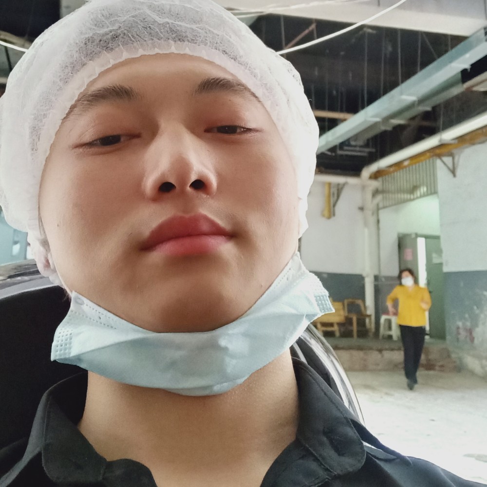 色子称心的照片