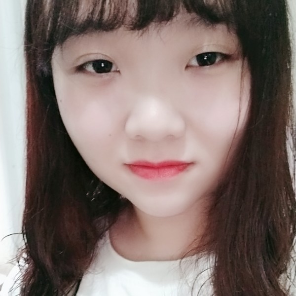 爱听歌的小婷的照片