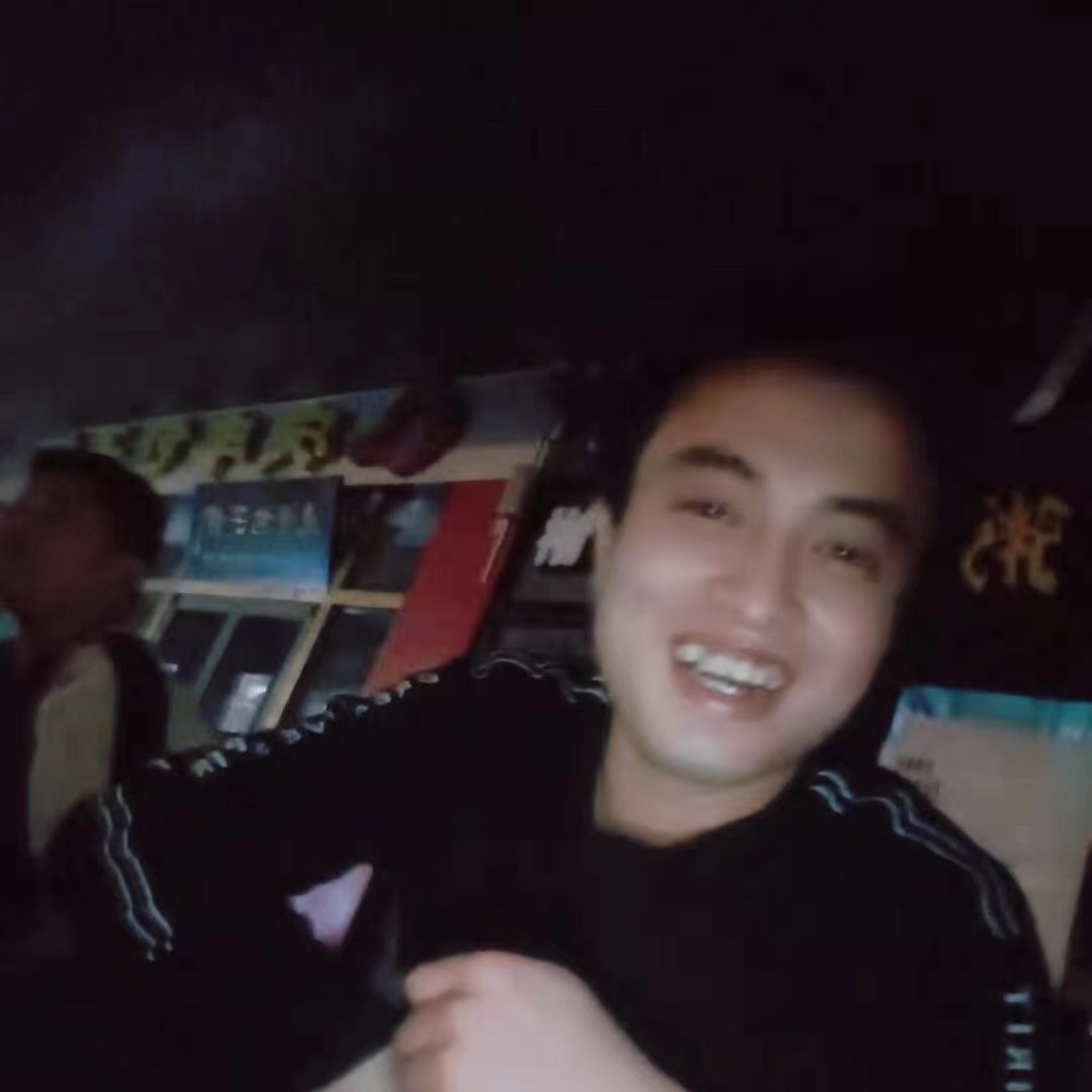 钢镚小新的照片