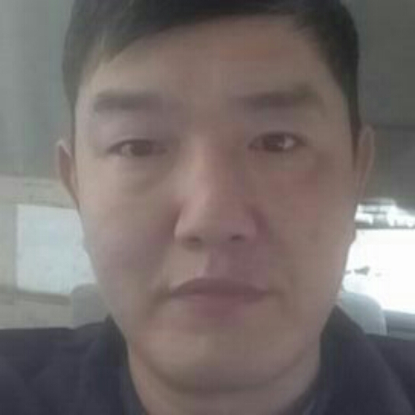 蓝色的风暴的照片