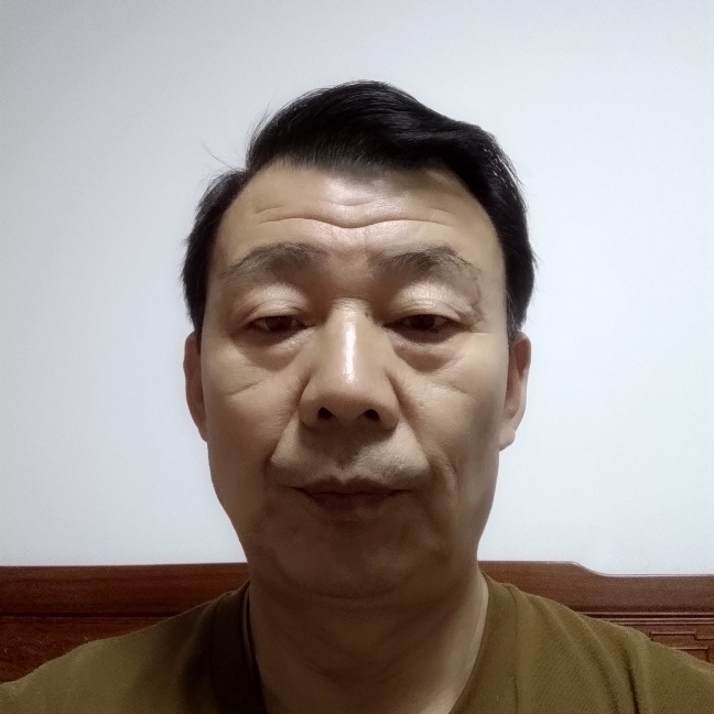 合适方蜜蜂老王的照片
