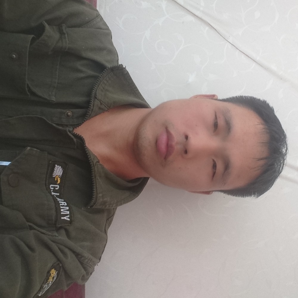 粗犷盼望的照片