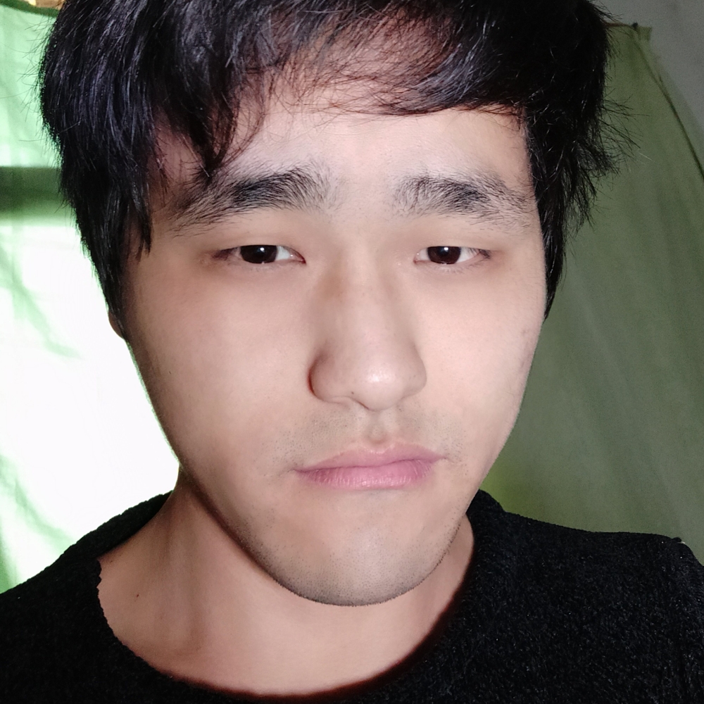 帅哥想找美女。的照片