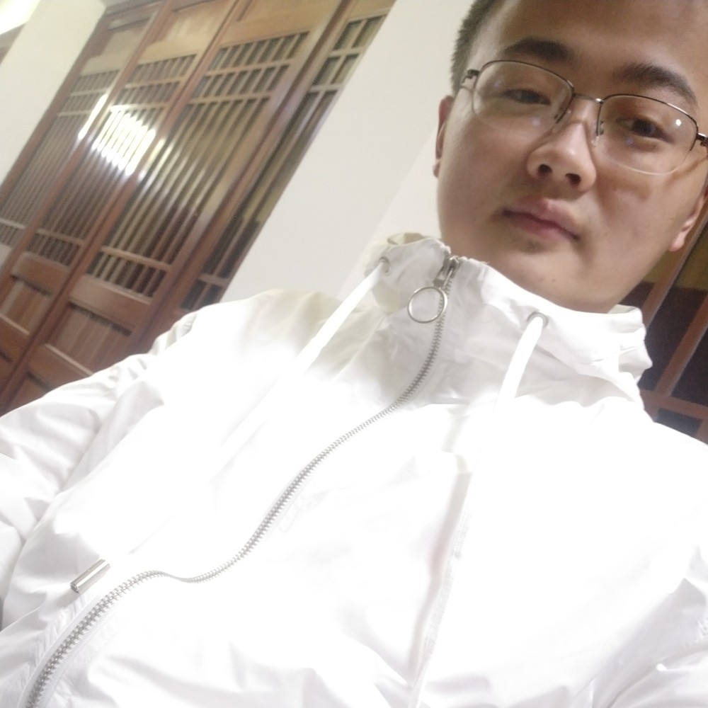 小懒虫就羞涩的照片