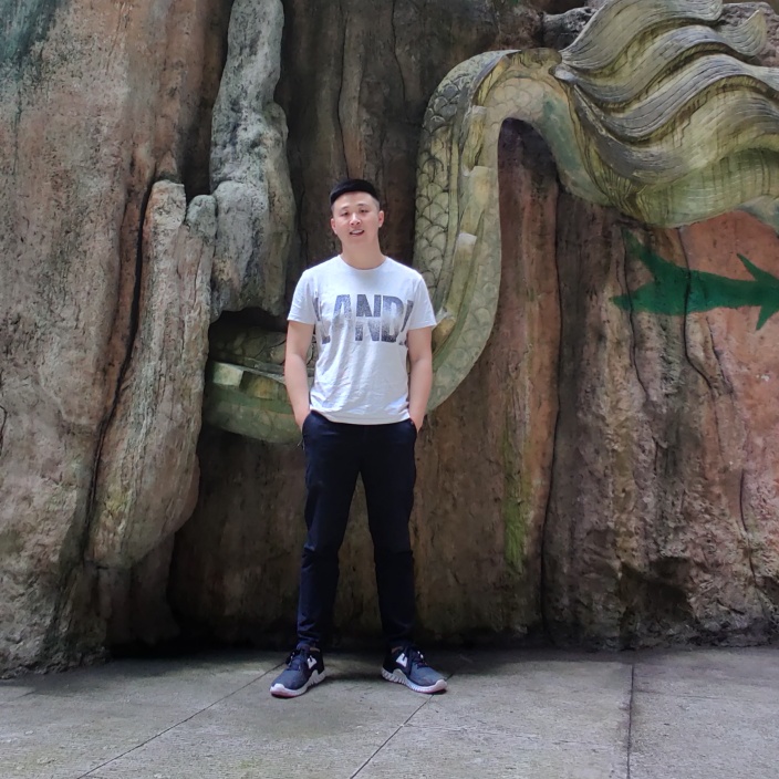 爱摔跤的单身狗的照片