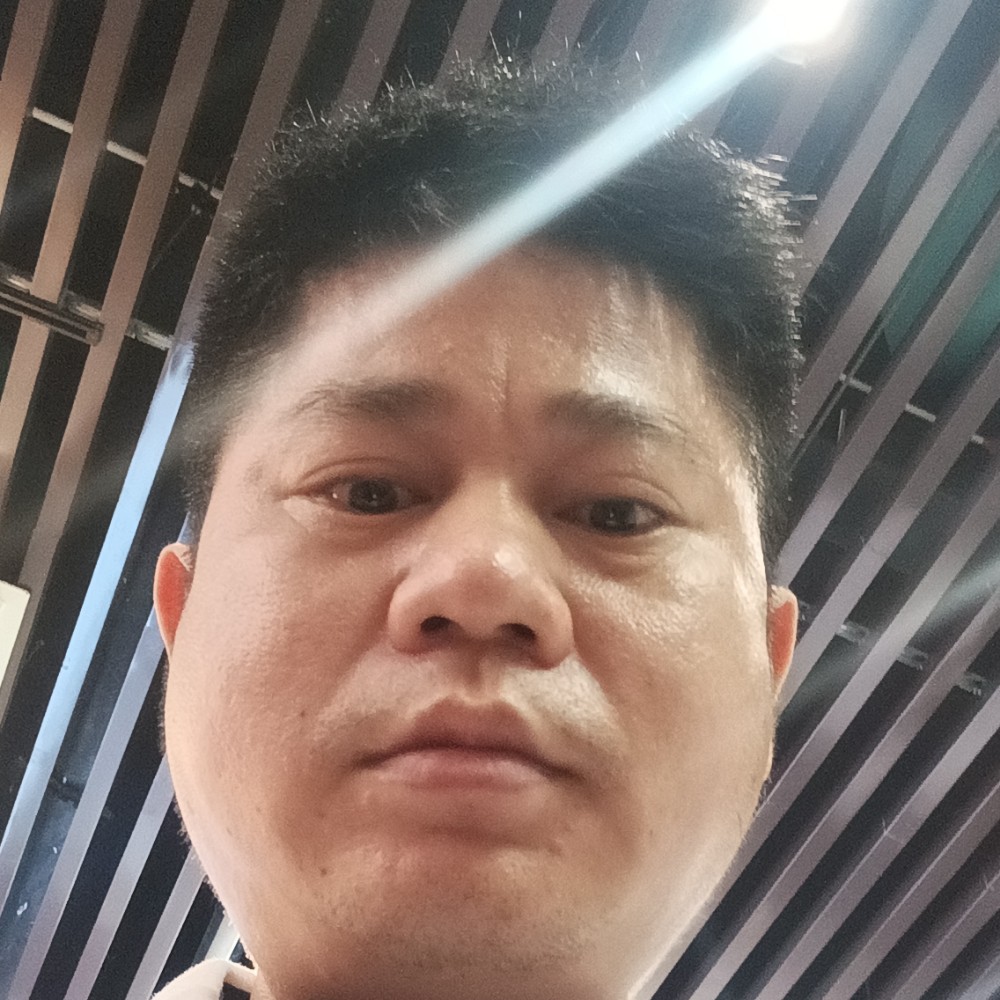 知性挽手浅陌的照片