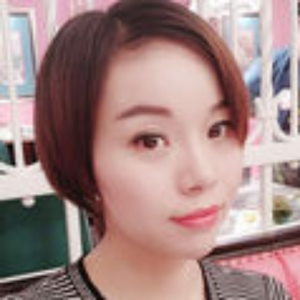 青琯的忧郁的照片