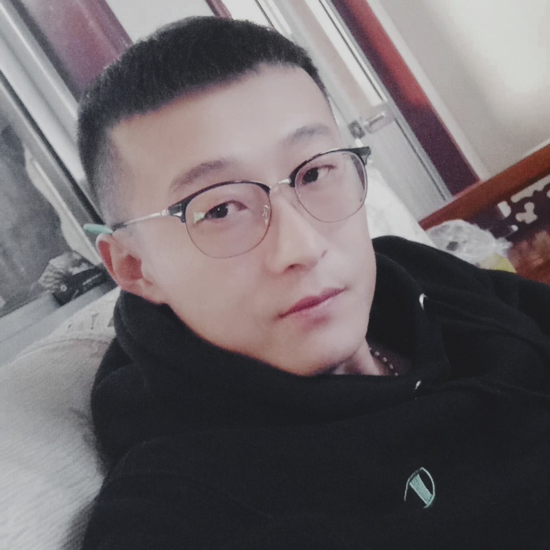 而已٩的照片