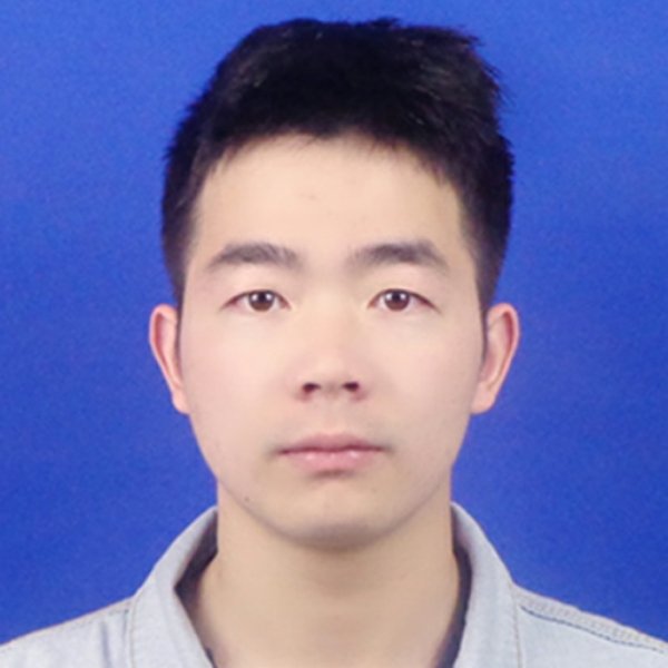 绿草扯诚心的照片