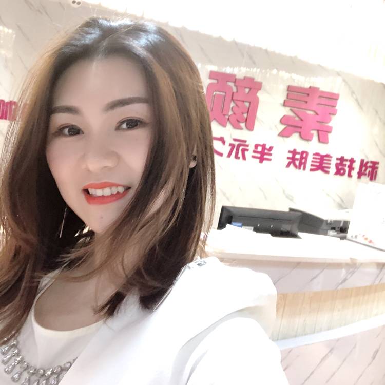 不及一人宠的照片