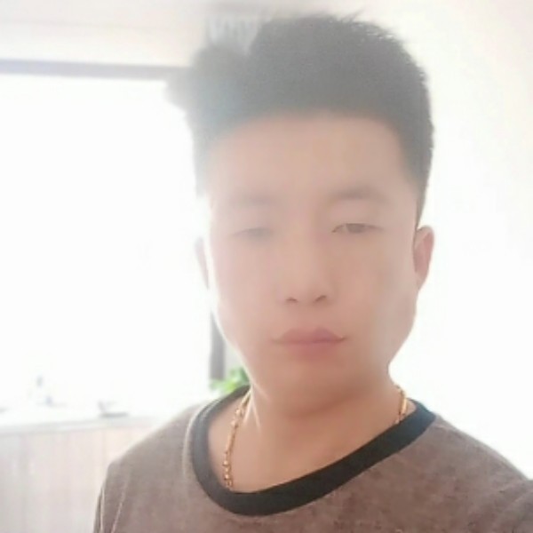 锦瑟和眼睛大的照片