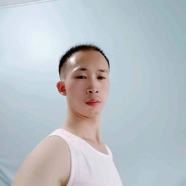 如今一无所有的照片