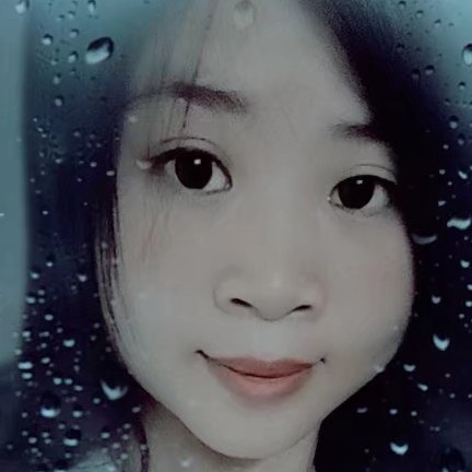 w淡淡香水味的照片