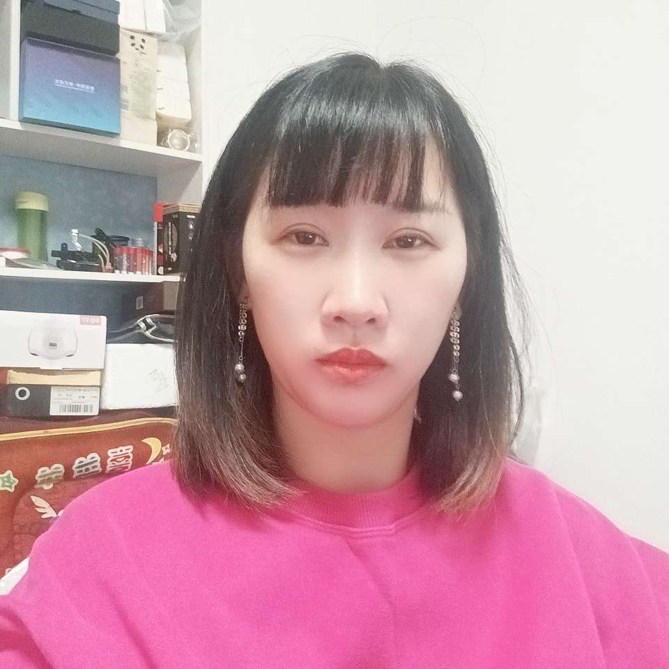 鲤鱼挽手余溫的照片