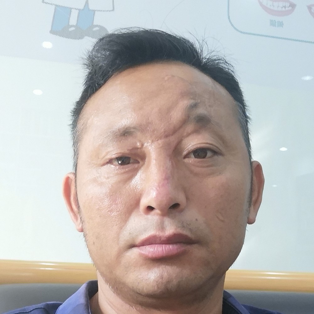 盼望的自觉的照片