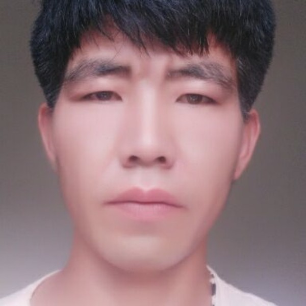 余生小哥哥的照片