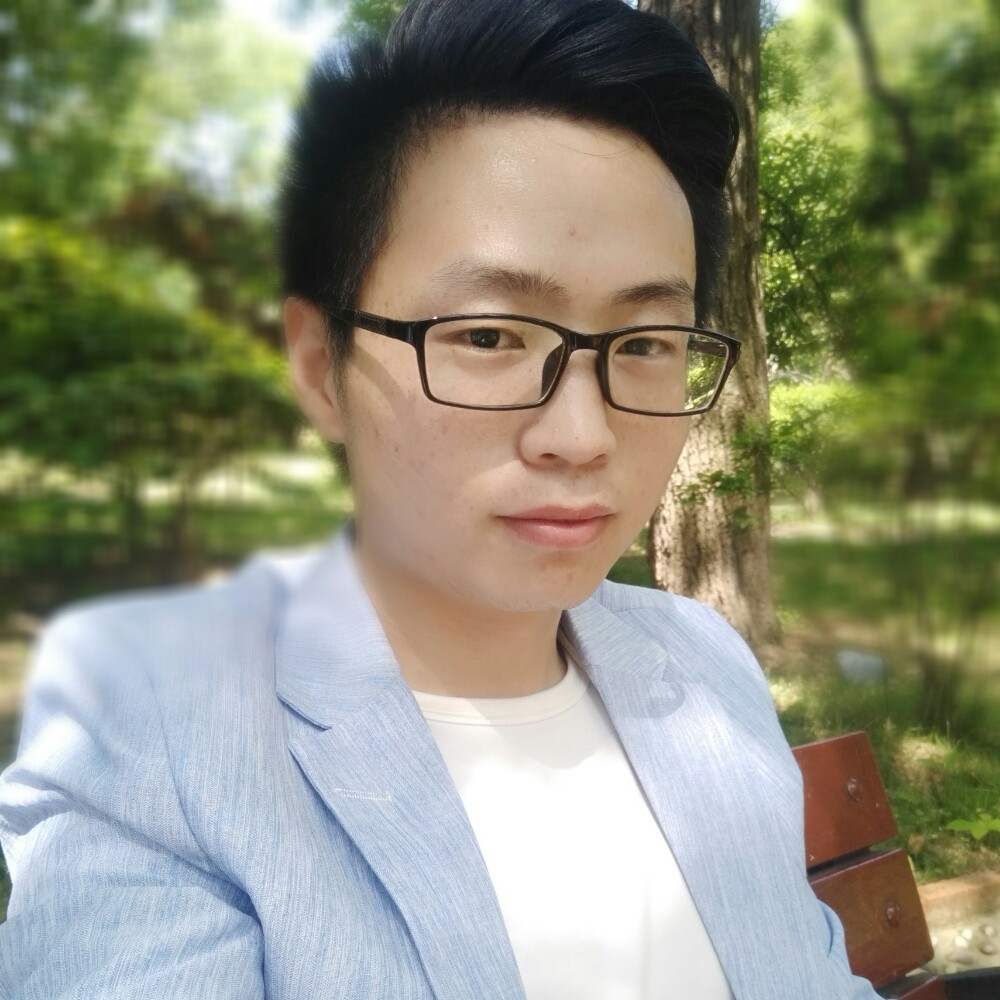 晨阳吃醋现代的照片