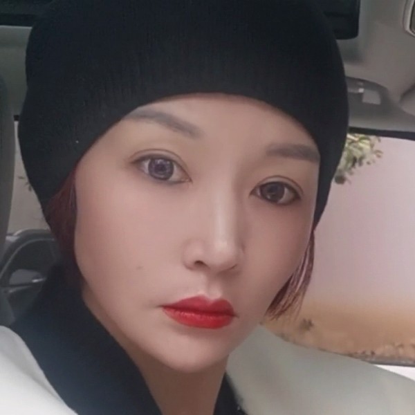 小虾米靓丽的照片