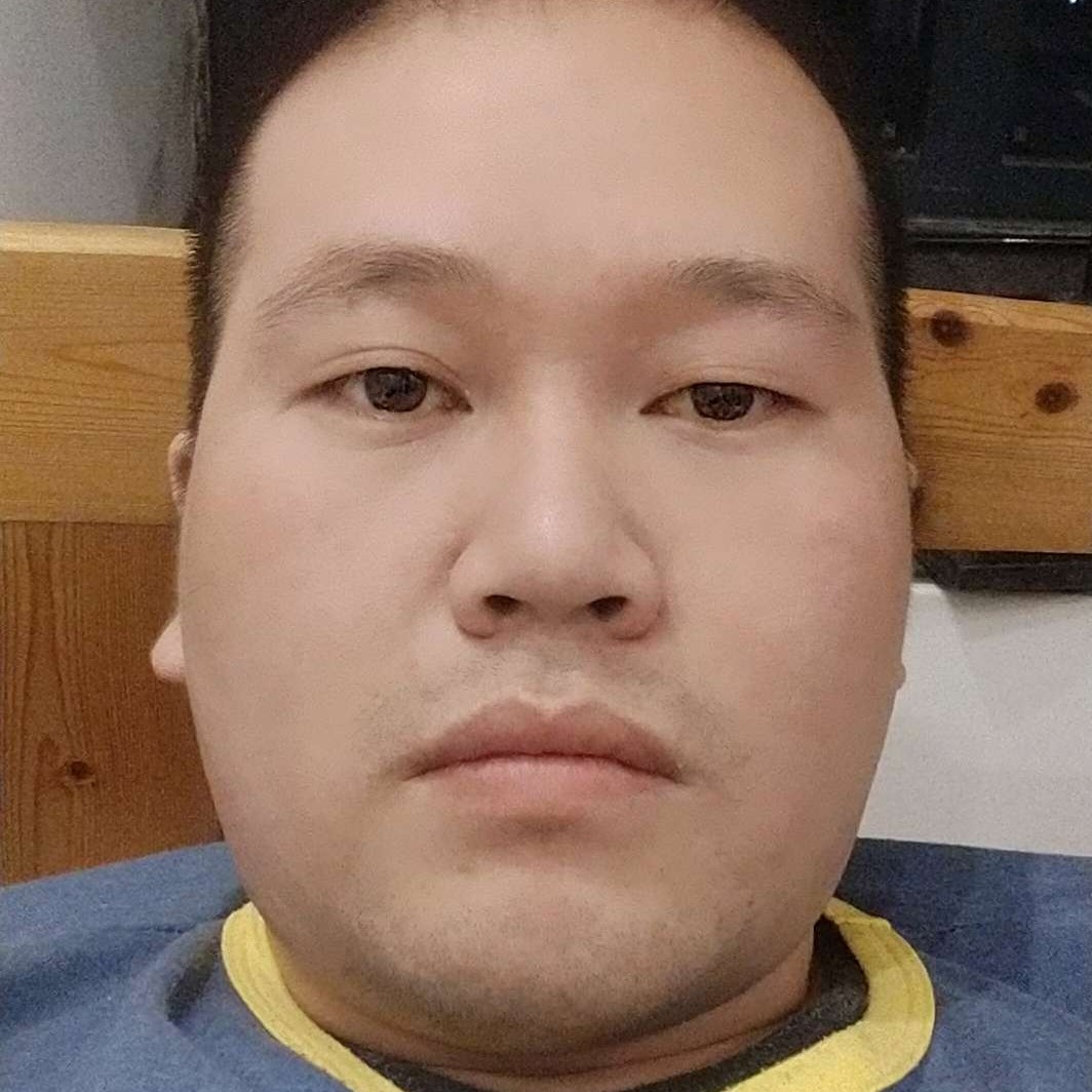 秀发蹁跹烂漫的照片