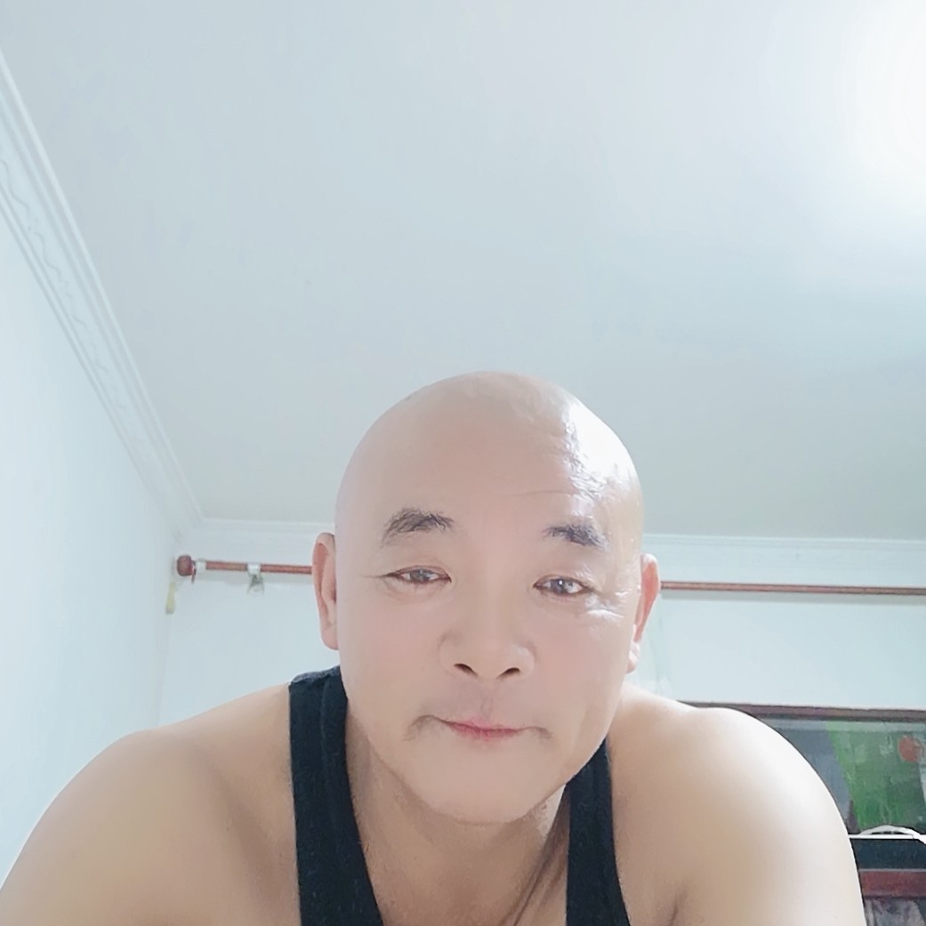 煎蛋扯零碎的照片