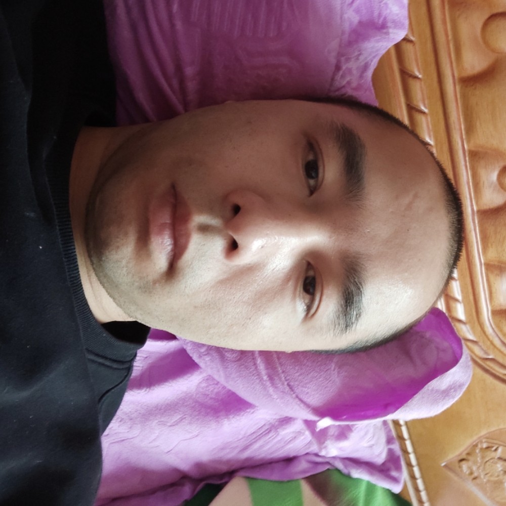落寂等待碧影的照片