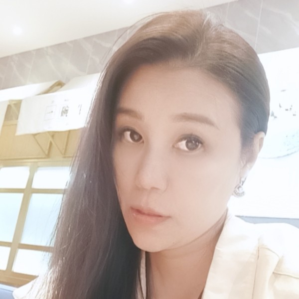 天空挂彩虹的照片