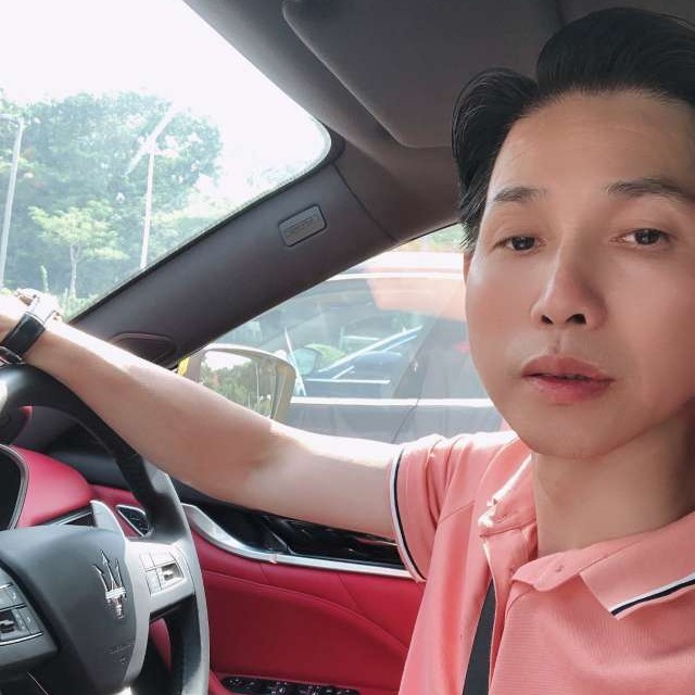 发现惊喜的照片