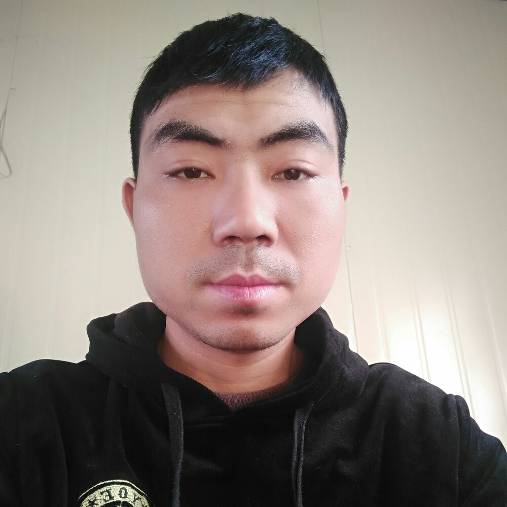 卢宇的照片