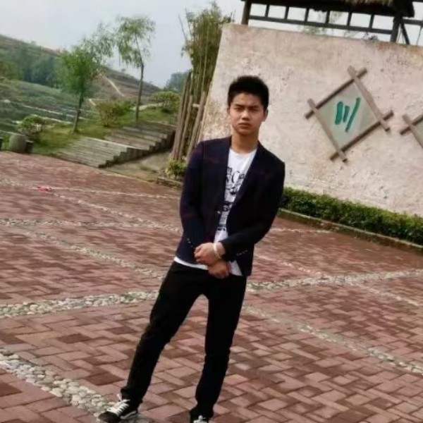 曾经的体育生的照片