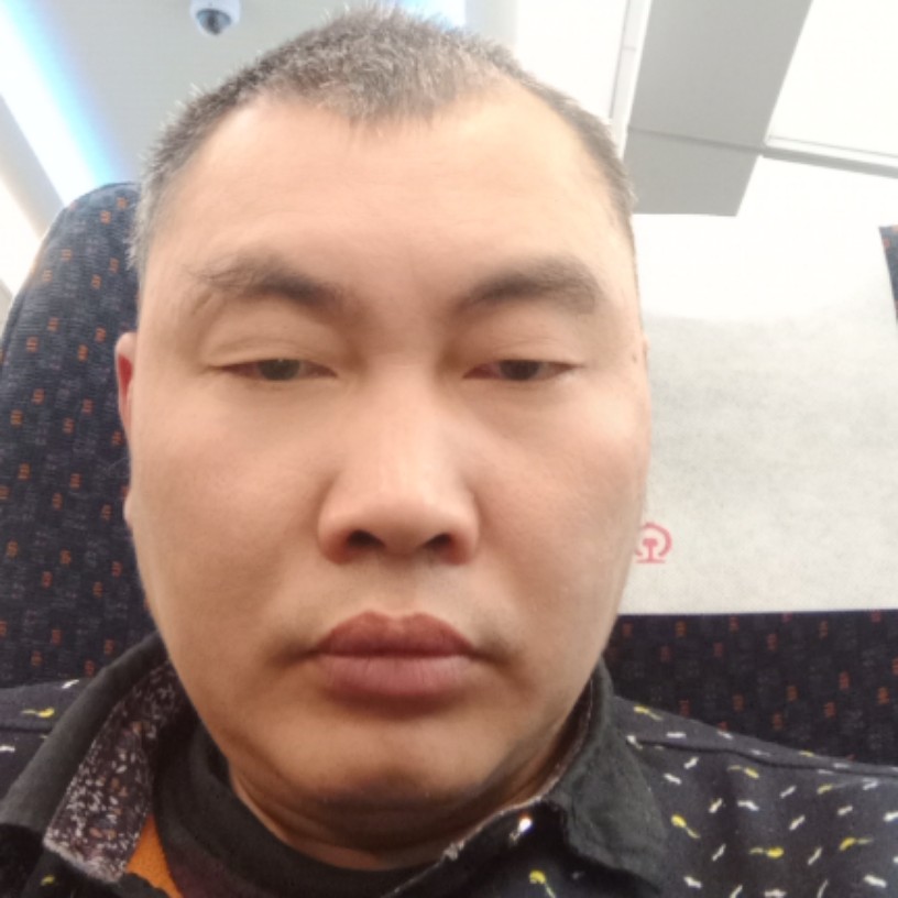 蒋鸣的照片
