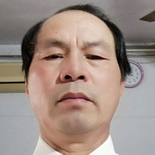 天寂拿可靠的照片