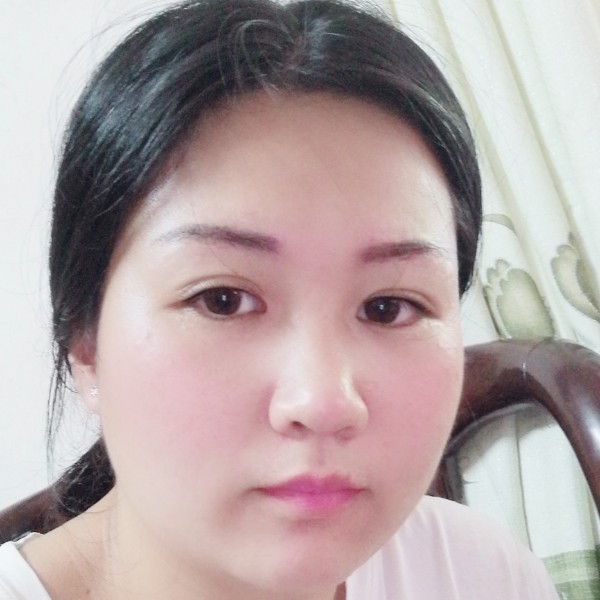 一个人蹁跹太阳的照片