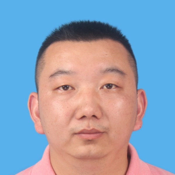 锦瑟凝眸动人的照片