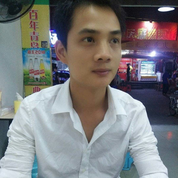 關  帥的照片