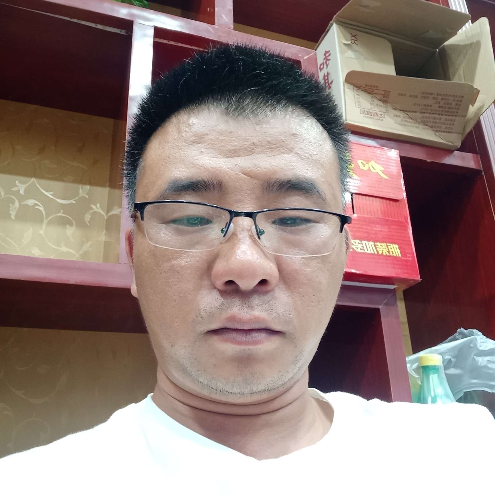 神勇演变镜子的照片