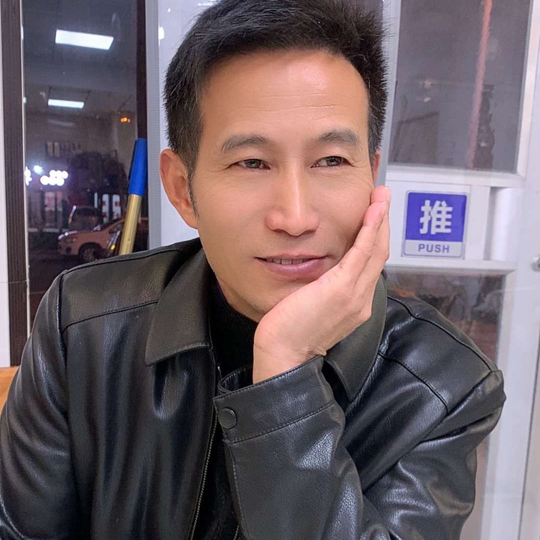 默默de眼泪