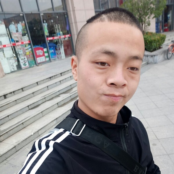 魏鑫睿的照片