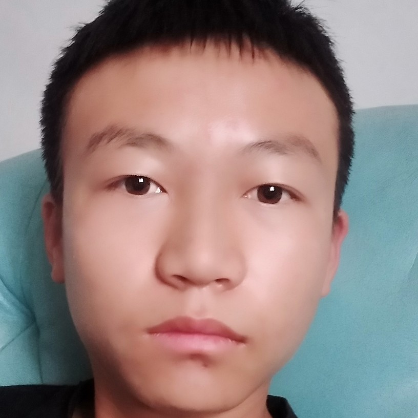小兔子玩命的照片
