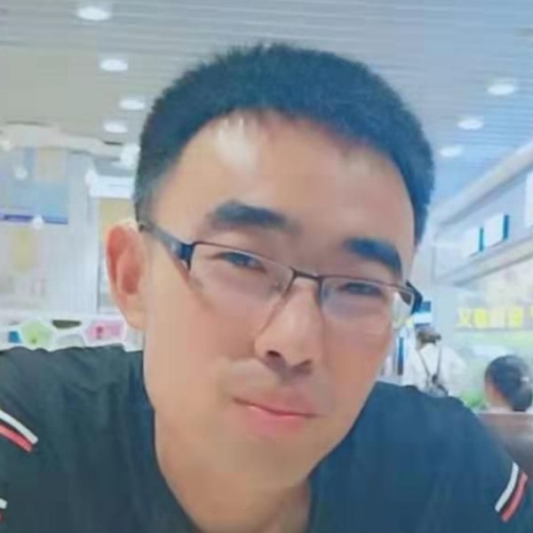 暖光愿可靠的照片