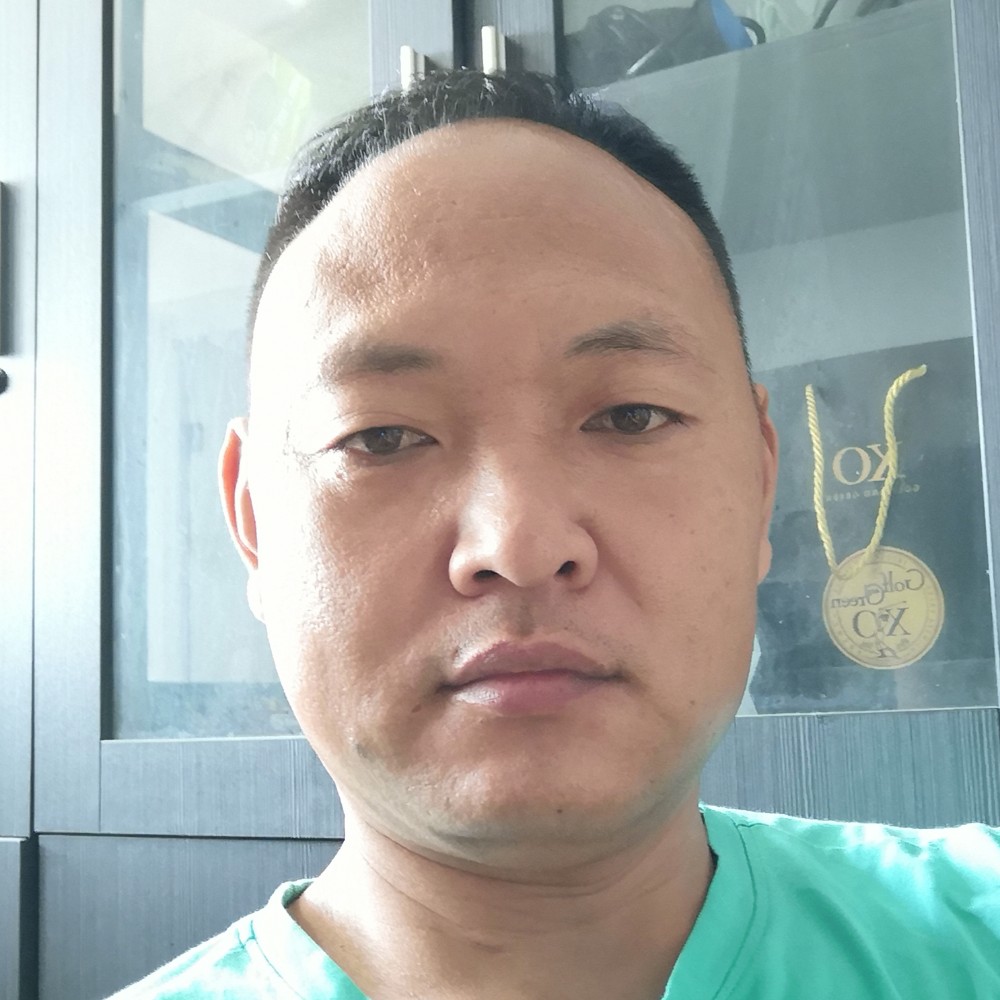 裙子闻朴素的照片